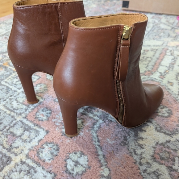 Bobbies Brown Leather Heeled Boots Quiet Luxury Canadian Made 6.5 - Picture 6 of 12